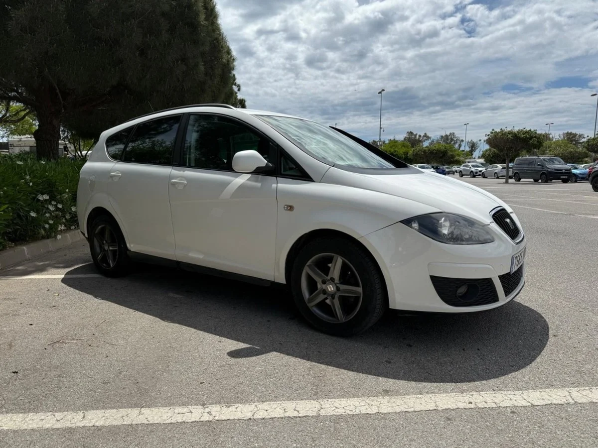 Seat Altea XL 1.6 TDI CR S&S I-Tech Ecomotive - Image 2